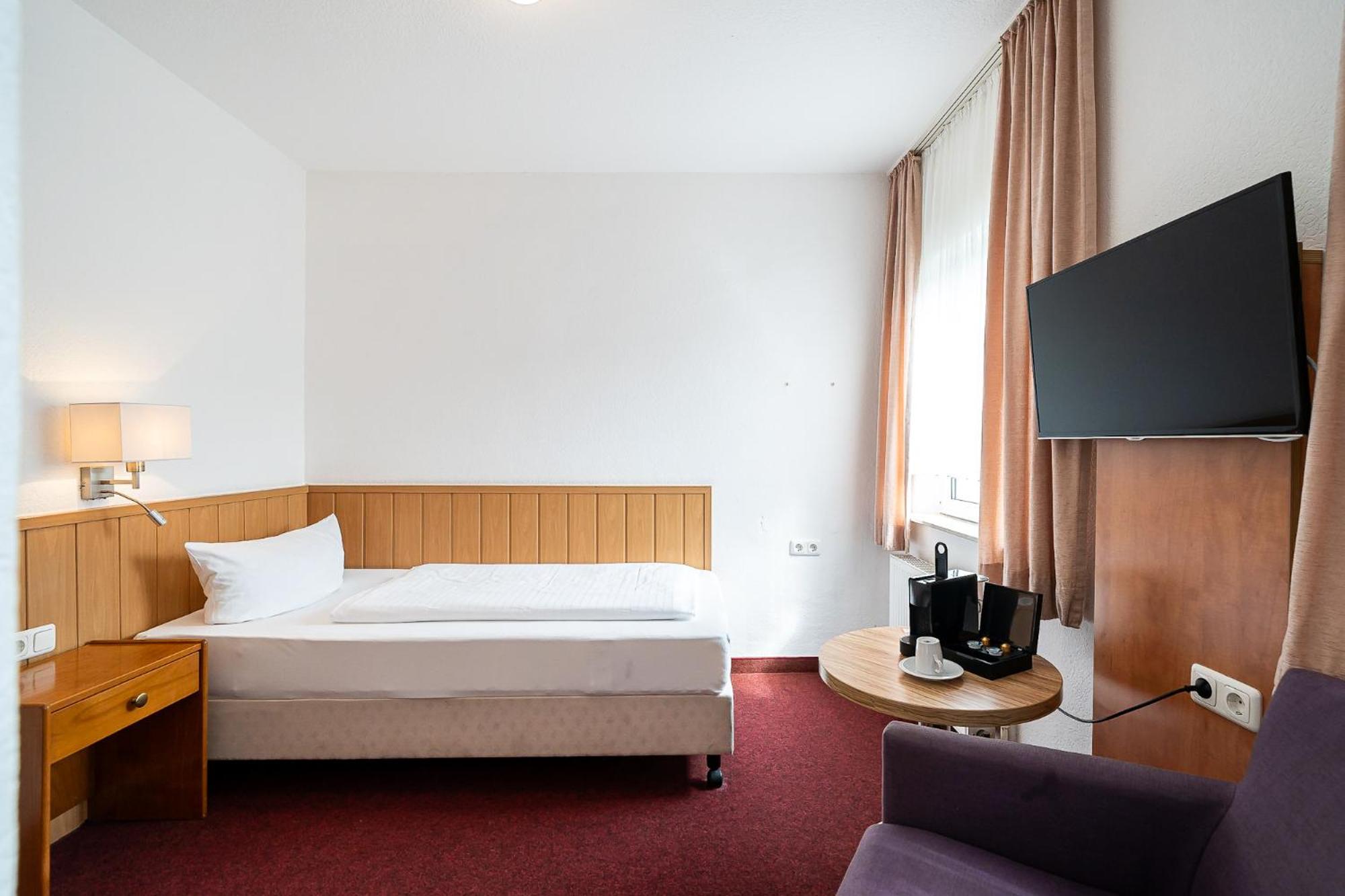 Hotel Sleepbeeone Wilhelmshaven Exterior foto