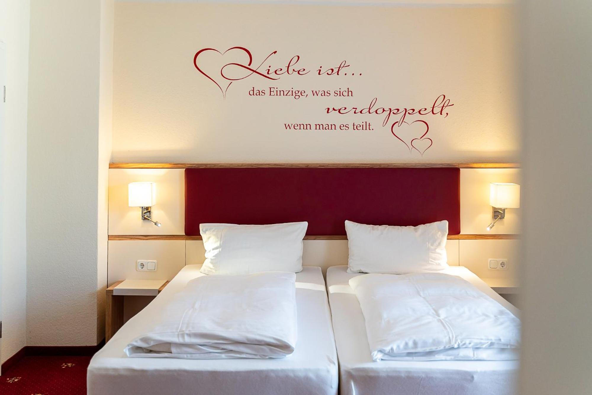 Hotel Sleepbeeone Wilhelmshaven Exterior foto