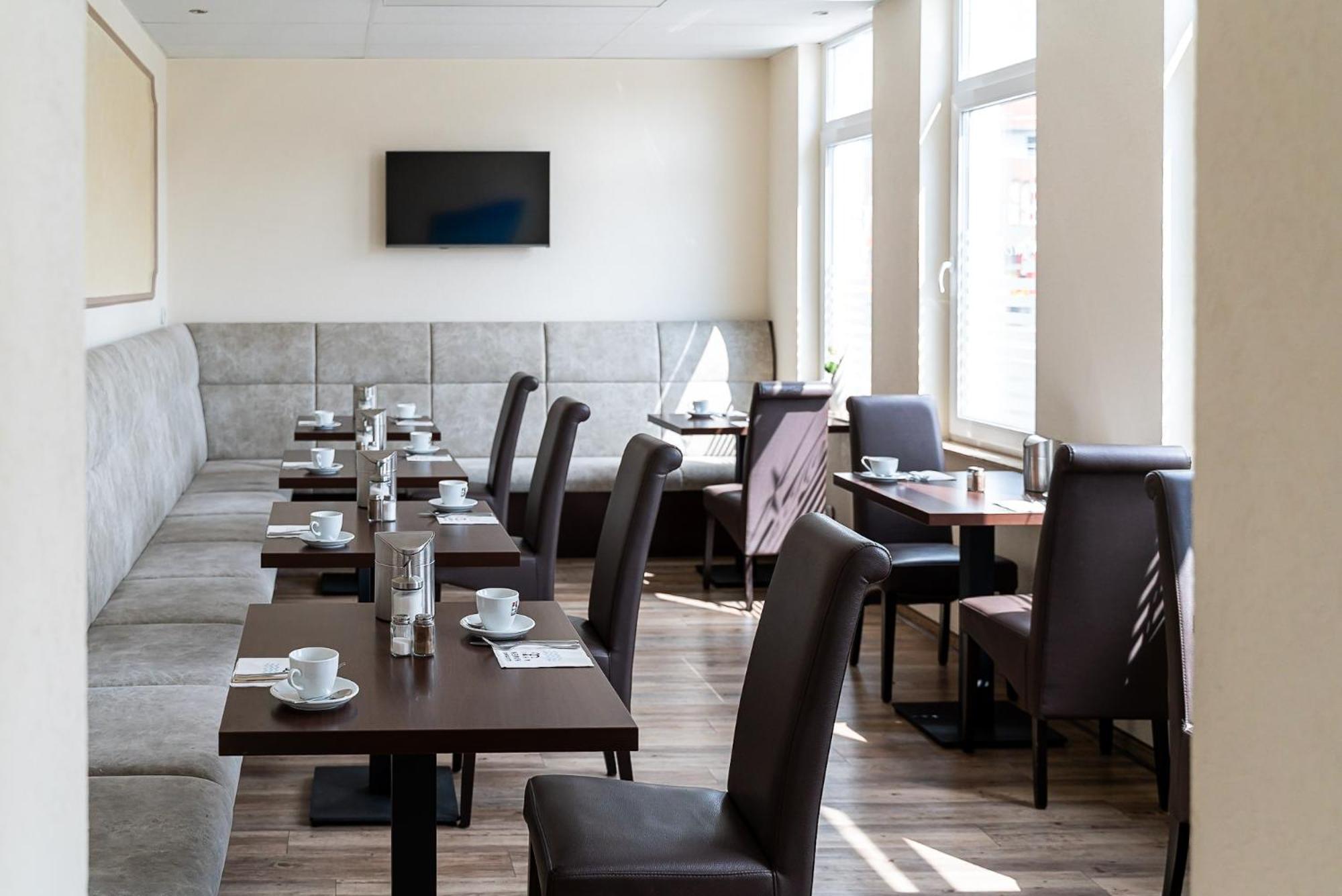 Hotel Sleepbeeone Wilhelmshaven Exterior foto