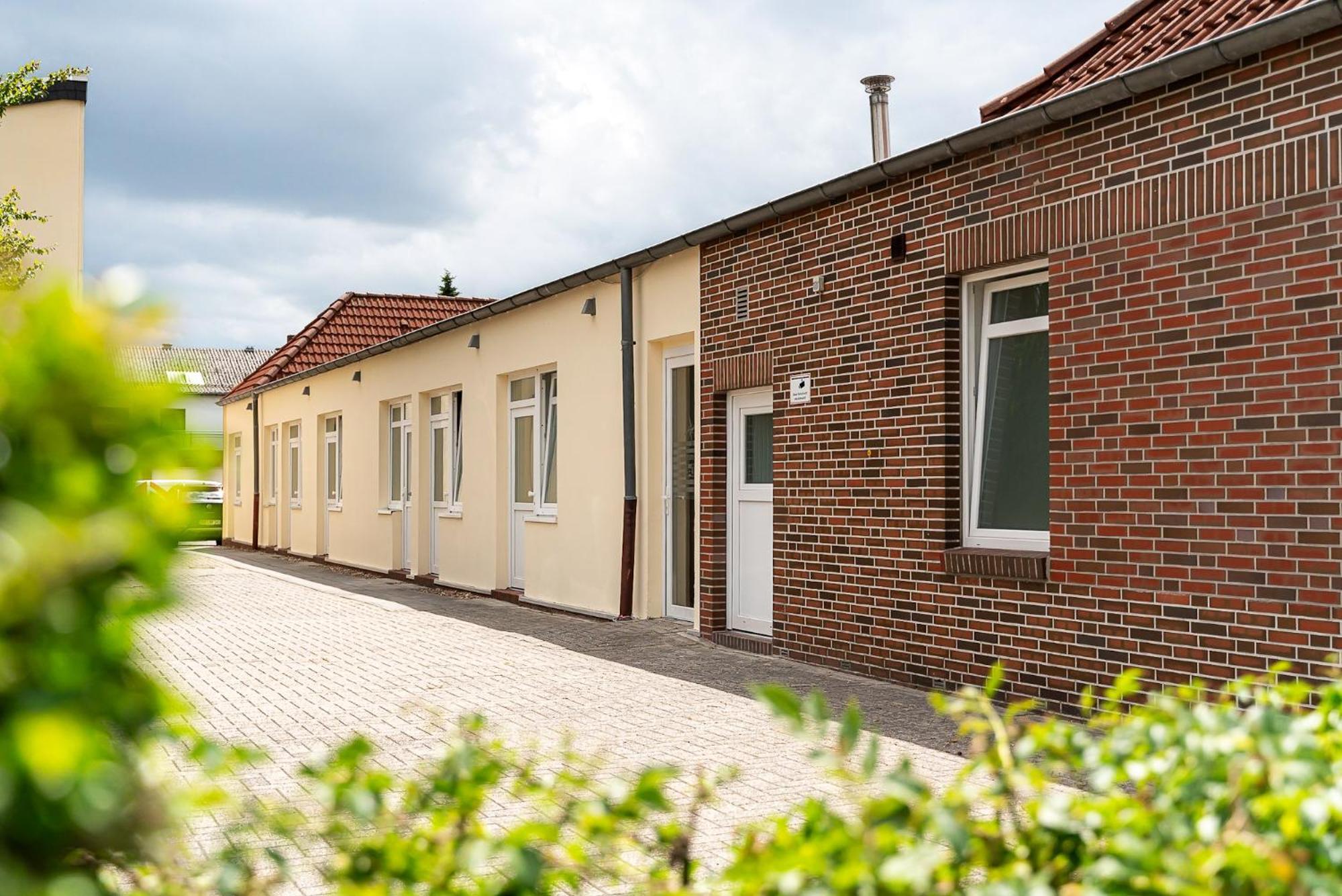 Hotel Sleepbeeone Wilhelmshaven Exterior foto